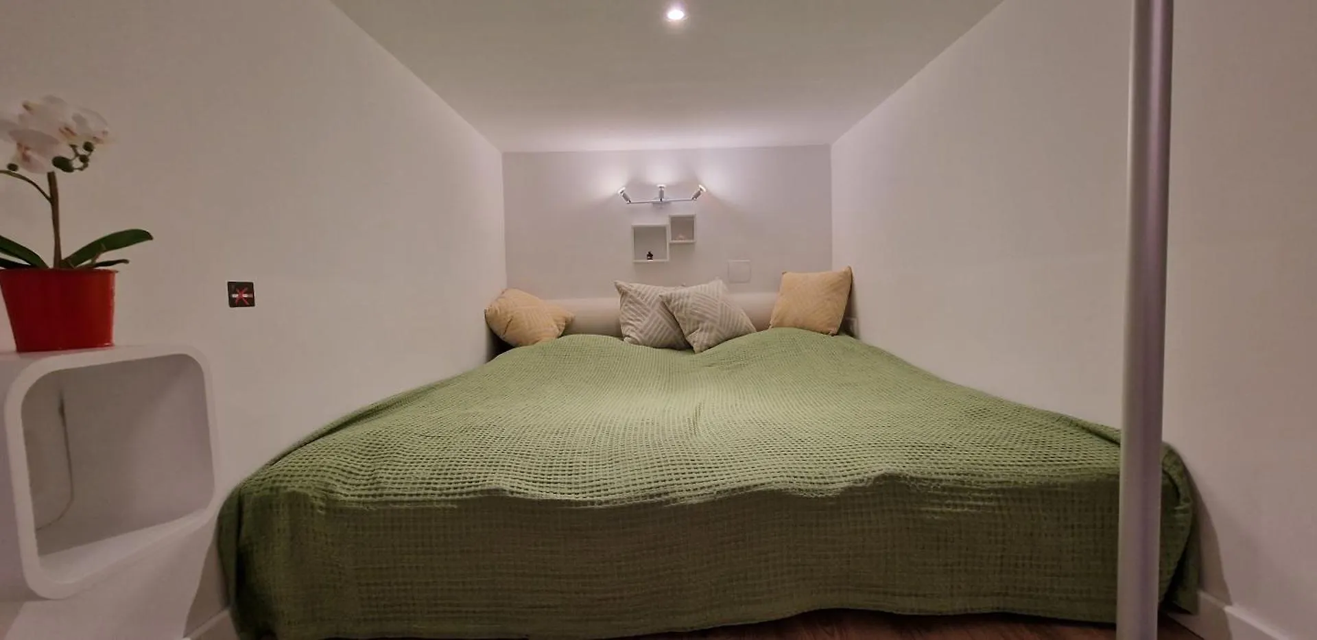 Magic-Trio-Apartment-Im- Zentrum-Von-Wien Austria